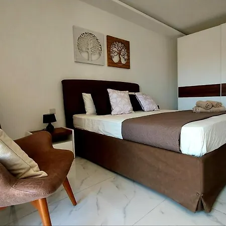 Penthouse, Sea Views And Private Roof Top Pool Il-Pergla Exterior photo