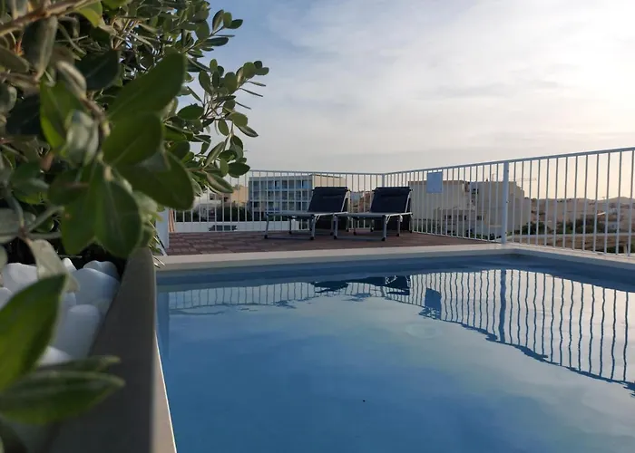 Penthouse, Sea Views And Private Roof Top Pool