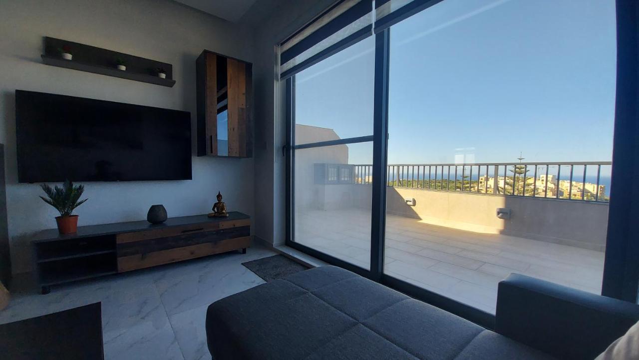 Apartment Penthouse, Sea Views And Private Roof Pool *