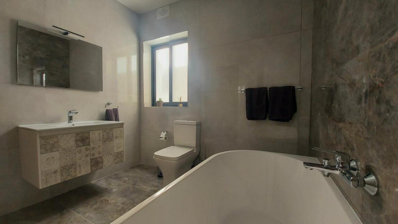 Apartment Penthouse, Sea Views And Private Roof Pool *
