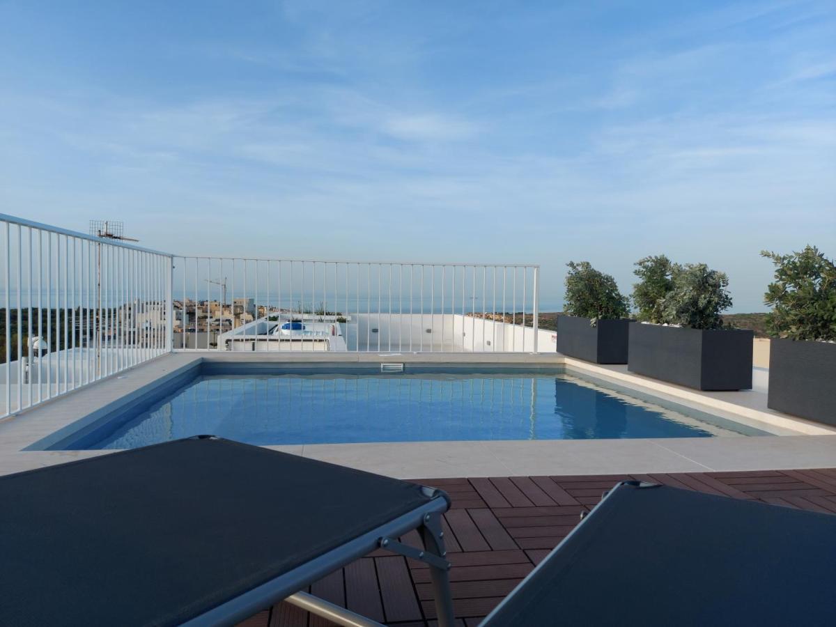 Apartment Penthouse, Sea Views And Private Roof Pool